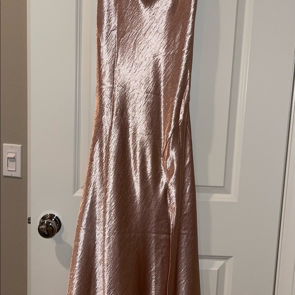 Know one cares Satin MIDI Slip Dress - Picture 2 of 7
